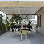Apartamento Away From Volos